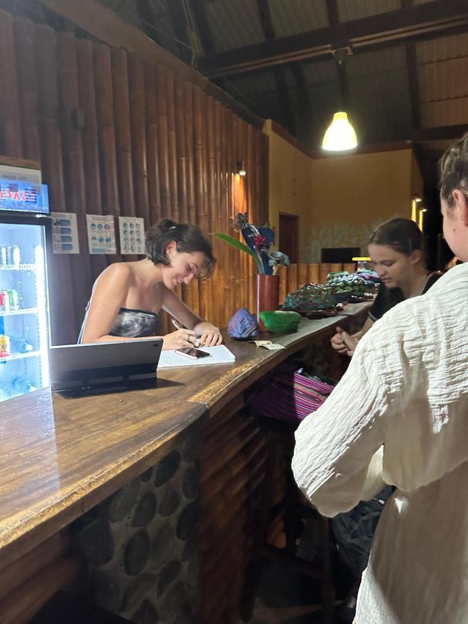 Luminosa Uvita Hostel 外观 照片