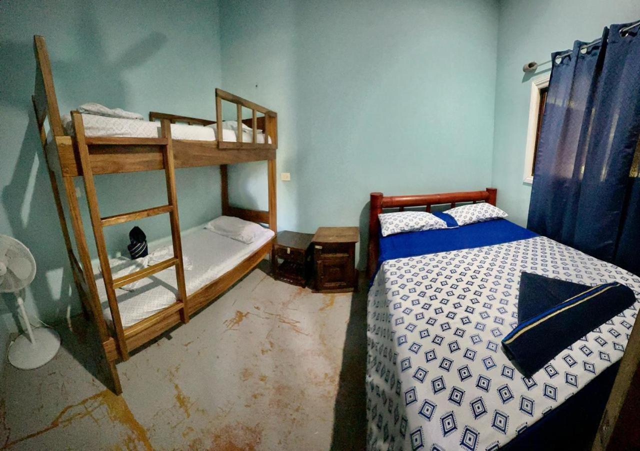 Luminosa Uvita Hostel 外观 照片